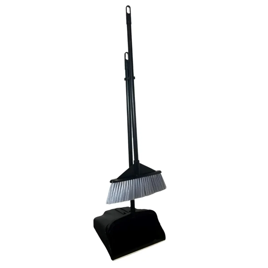 LONG HANDLE PLASTIC SCOOP WITH BROOM
